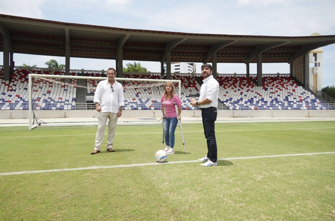 CB3AA89B-4AD9-4E81-B04E-531FB6503EA1