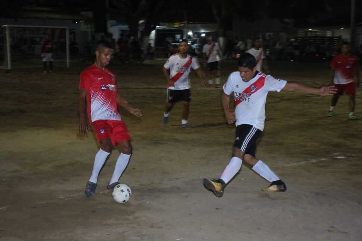 9B3EDF22-9B28-4051-B9C6-8B8C388CB42F