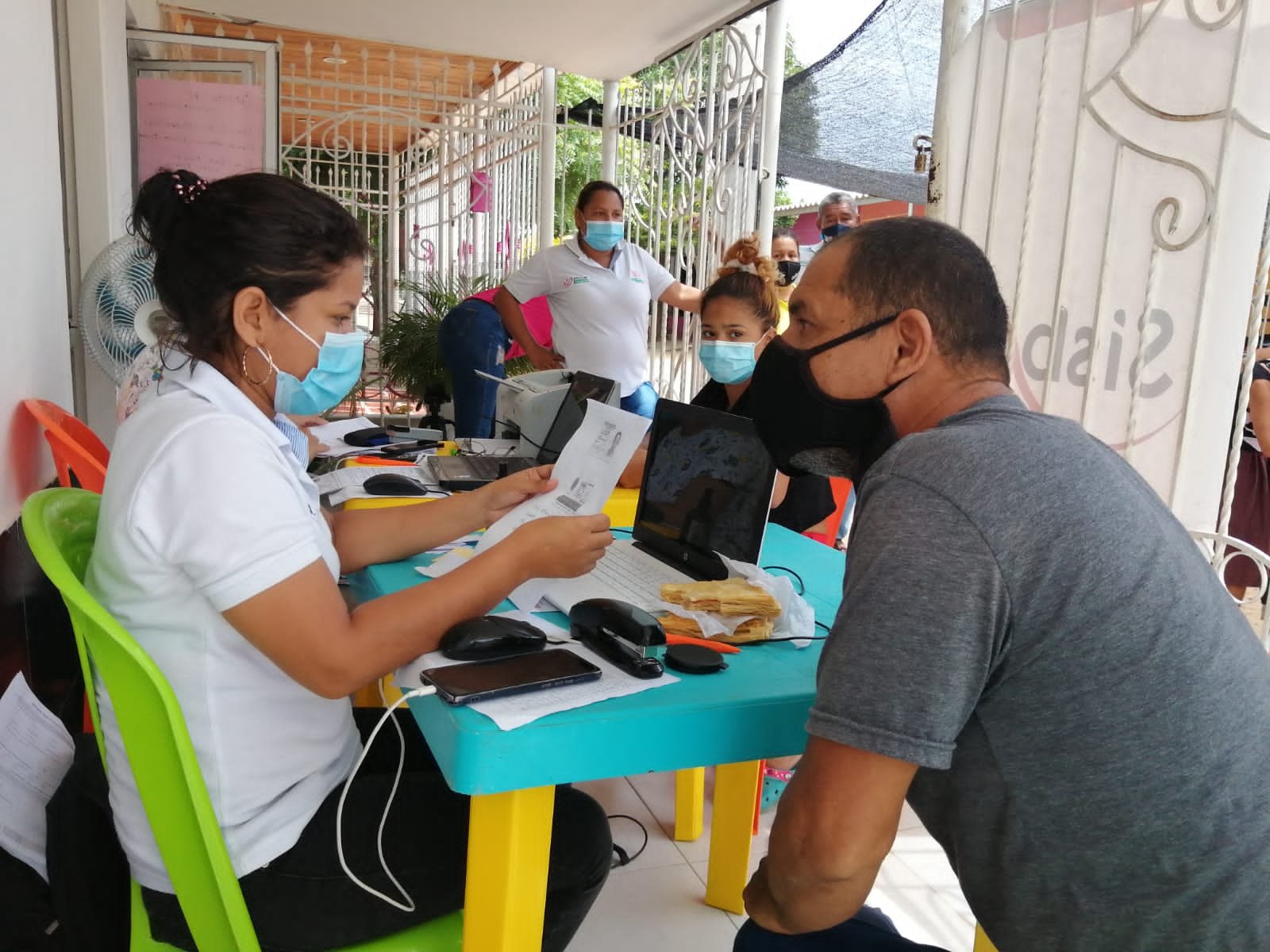 65B3B5D1-BFD0-478B-BA88-C63C7CEAD07E