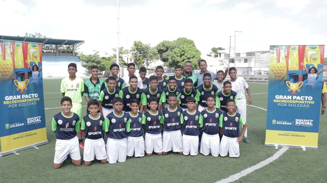 50941_soledad-conformo-sus-selecciones-de-futbol-en-categorias_1024x600